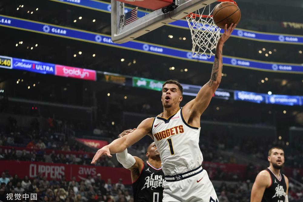 季的多場高 季的多場高